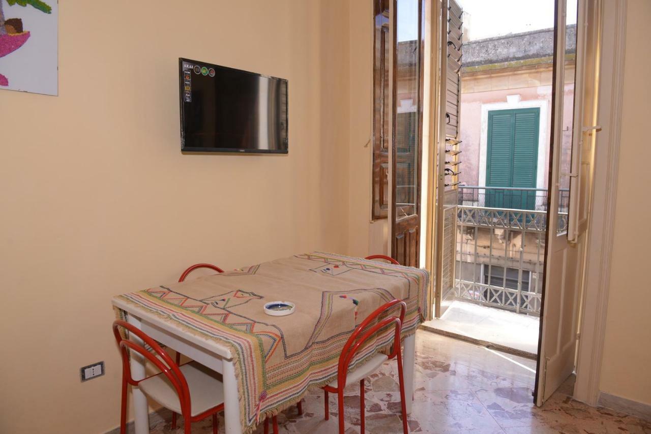Appartamento strada del corso da Alberto Avola Esterno foto